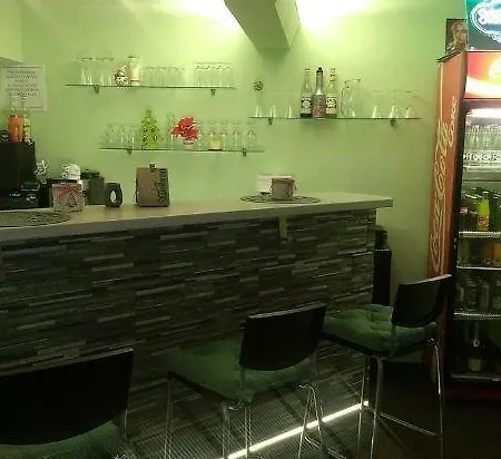 Hotell Pyramida Brno