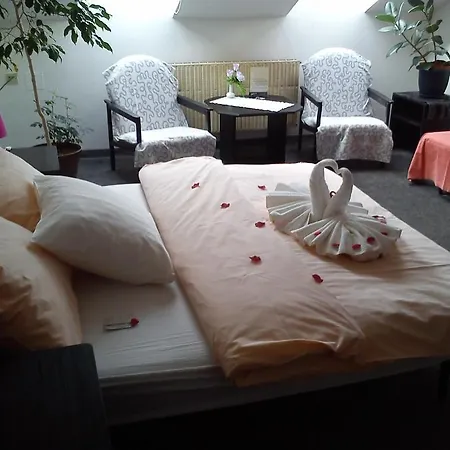 Hotell Pyramida Brno