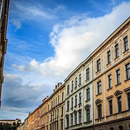 Pyramida 2* Brno